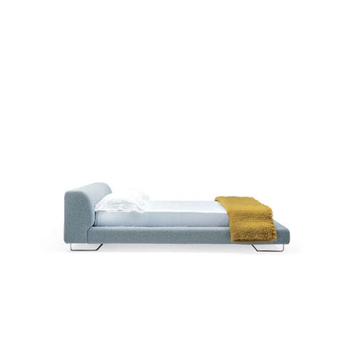 Letto matrimoniale - LOWLAND - MOROSO - contemporaneo / imbottito / con testiera