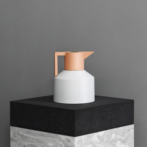 Caraffa in plastica - GEO VACUUM - Normann Copenhagen - contract / per uso domestico