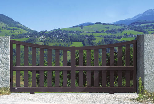 Cancello scorrevole - CONTEMPORAIN : BALI  - Horizal - in alluminio / a sbarre / a motore