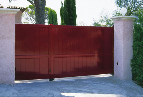 Cancello battente - CONTEMPORAIN : JABAL - Horizal - in alluminio / a lamelle / a motore