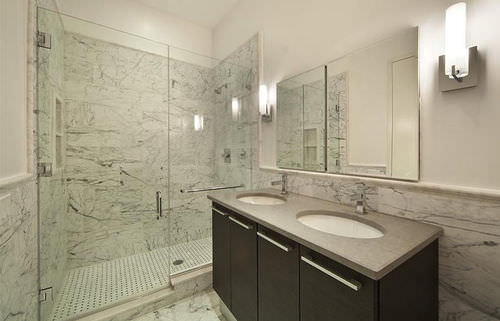 Bagno contemporaneo - 83 FRANKLIN STREET : Q2SYSTEM AND MAGIKA - Pedini - in ceramica