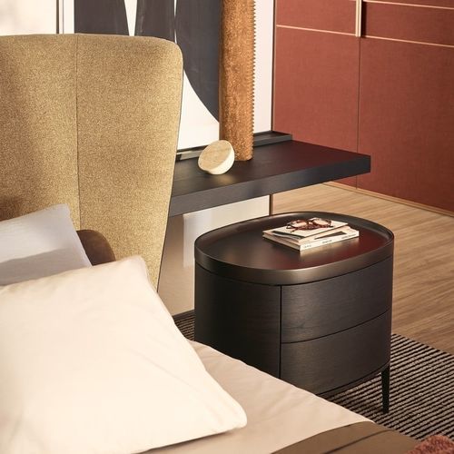 Comodino contemporaneo - GENTLEMAN - Poliform - in poliuretano / con supporto in metallo verniciato / ovale