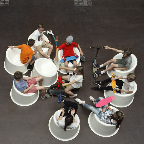 Sgabello contemporaneo - PANTO POP - VerPan - in ABS / con base in resina / con base centrale