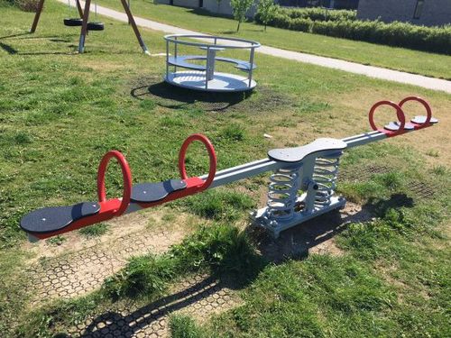 Altalena basculante rotante - 11322 - Lars Laj - in HDPE / in acciaio con rivestimento a polvere / in acciaio galvanizzato