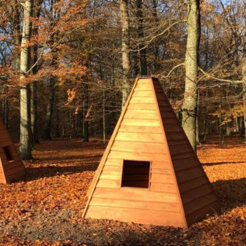 Casetta da gioco per parco giochi - WIGWAM   - Lars Laj - a pavimento / a tenuta stagna