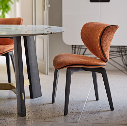 Sedia da pranzo contemporanea - Kelly - Black Tie - da interno / in tessuto / con supporto in frassino