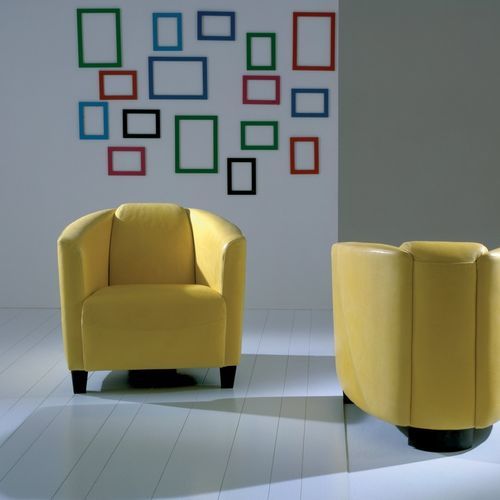 Poltrona contemporanea - HUGO - Stone International - in tessuto / in pelle / in pelle di mucca
