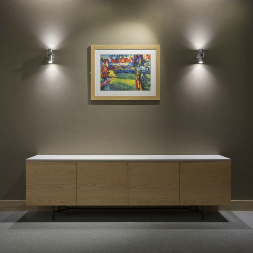 Credenza contemporanea - VANTAGE  - WILLIAM HANDS - in legno / in vetro / con ante battenti
