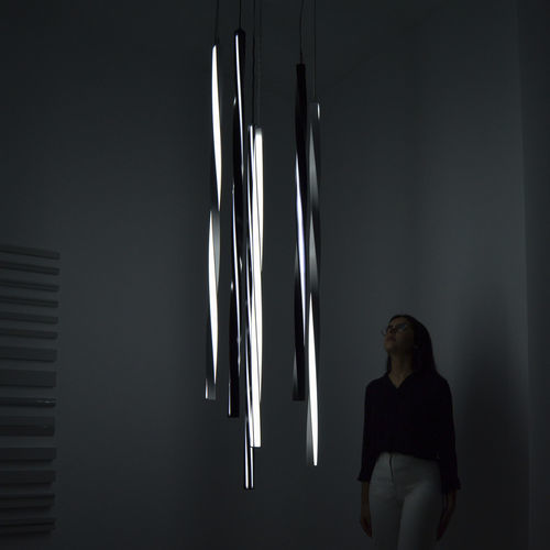 Lampada a sospensione - B&W - KISSA LAMPS - in alluminio estruso / in alluminio termolaccato / design originale