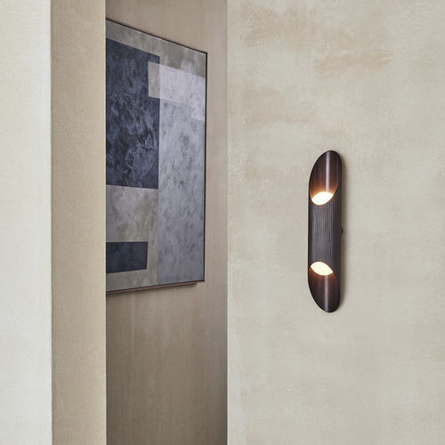 Applique contemporanea - VECTOR  - J. Adams & Co. - da interno / in ottone / in vetro opalescente