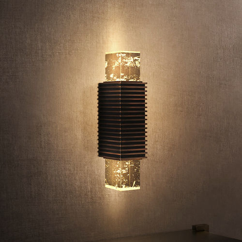 Applique contemporanea - HE e SHE - Opoggio Srl - da interno / in ottone / in legno