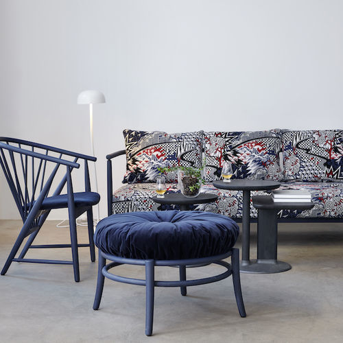 Pouf contemporaneo - HOLME - Gemla Fabrikers AB - in lana / in frassino / tondo