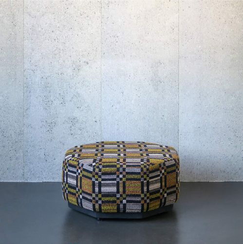 Pouf contemporaneo - London Square Moss - Evolution 21 - Karine Bonjean bv - in tessuto / altre forme / modulare