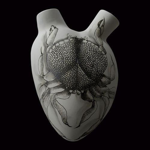Vaso contemporaneo - CRAB - ELICA STUDIO - in porcellana / per muro / fatto a mano