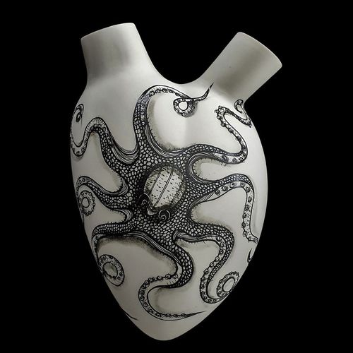 Vaso contemporaneo - OCTOPUS - ELICA STUDIO - in porcellana / a muro / fatto a mano