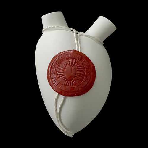 Vaso contemporaneo - SIGIL - ELICA STUDIO - in porcellana / per muro / fatto a mano