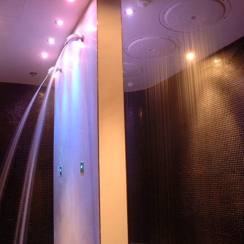 Doccia all'italiana - SPA4 - in calcestruzzo / rettangolare / per centro benessere