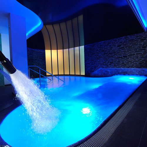 Piscina curva - SPA4 - da interno / per centro benessere / interrata