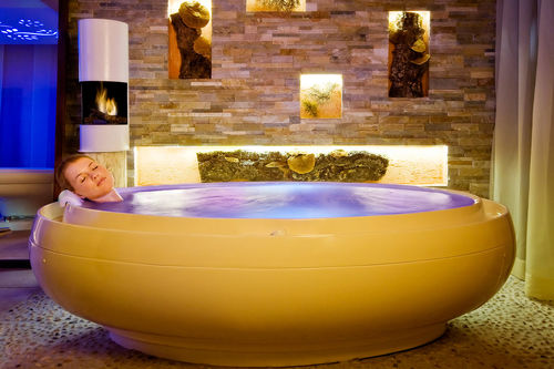 Vasca da bagno rotonda - INFINITY POOL - SPA4 - da appoggio / ad uso professionale / in laminato