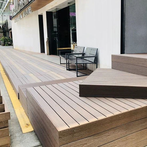 Listone per esterno in composito - DEL7011S  - Foshan Greenzone - aspetto legno / per spazio pubblico / per piscina pubblica