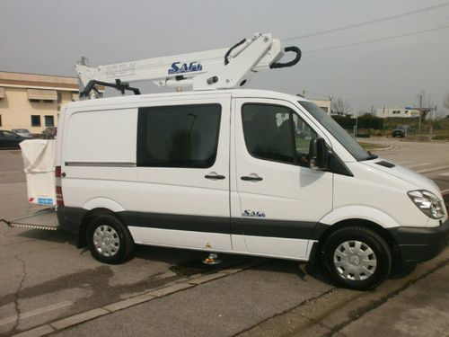Piattaforma telescopica montata su furgone - SCJ 13 - Safi Group srl - per zone pericolose / per disabili / per struttura