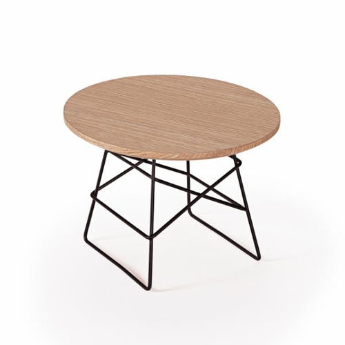 Tavolo d'appoggio contemporaneo - Grids - INNOVATION LIVING - in rovere / con supporto in acciaio / rotondo