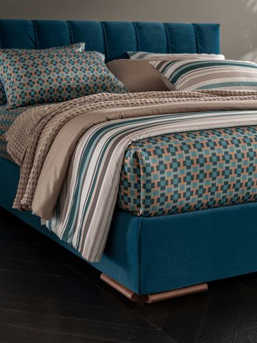 Letto matrimoniale - Chamolè - ALTRENOTTI - contemporaneo / imbottito / con testiera imbottita