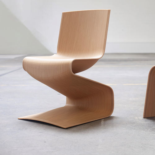 Sedia design originale - ASTER - Model No. Furniture - da interno / in resina / con base in resina