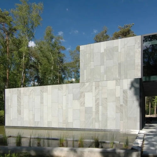 Rivestimento di facciata a doghe - KANDLA - Uway Stone India Pvt Ltd - in gres / verticale / orizzontale