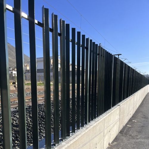 Recinzione a sbarre - ADIF - Insametal - per strade / per spazio pubblico / in acciaio galvanizzato