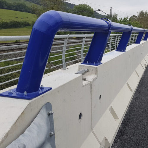 Guardrail in calcestruzzo - INSA PR - Insametal - in acciaio galvanizzato / per strada / New Jersey