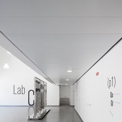 Controsoffitto in metallo - BIOGUARD - Knauf Ceiling Solutions - a quadrotte / per camera bianca / da interno