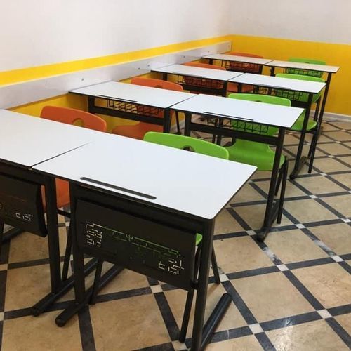 Set tavolo e sedia in acciaio - Changzhou Zhongtian Fire-proof Decorative Sheets Co., Ltd. - in HPL / su misura / di facile pulizia