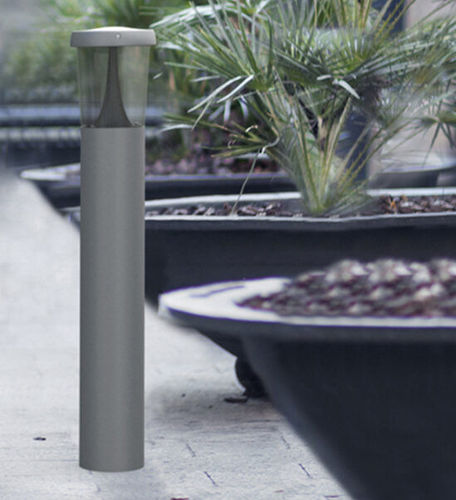 Lampioncino da giardino - TEO - ECLATEC International - contemporaneo / in ghisa di alluminio / in acciaio galvanizzato