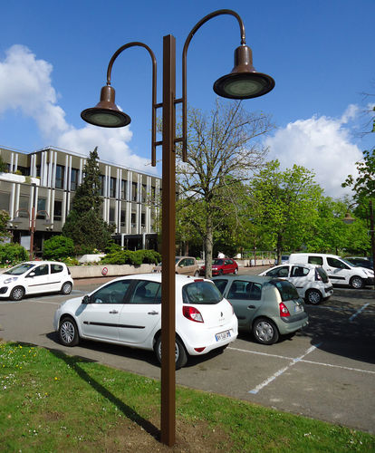 Lampione in alluminio - ODELIA - ECLATEC International - urbano / classico / in PMMA