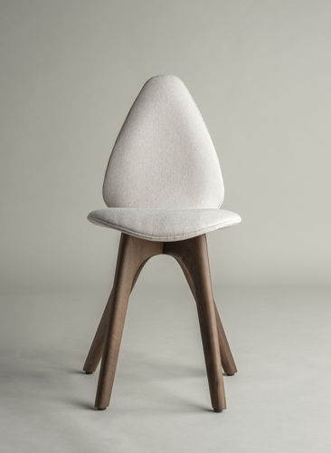 Sedia design scandinavo - Egg  - Pommier Furniture - da interno / in tessuto / con supporto in quercia