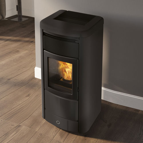Stufa a pellet - Monday150++ Evo - EK63 - 5 kW...10 kW / 0 - 5 kW / 10 kW...20 kW