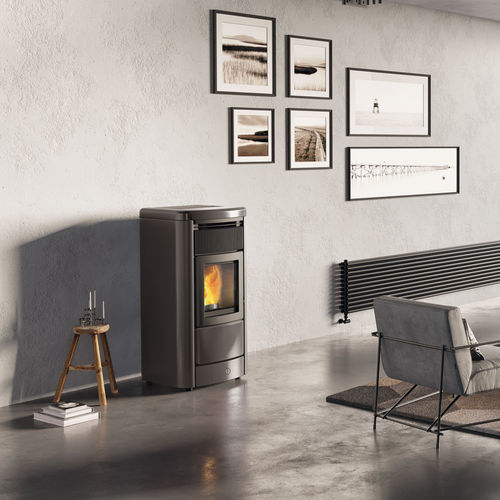 Termostufa a pellet - Monday190 H - EK63 - 10 kW...20 kW / 5 kW...10 kW / 0 - 5 kW