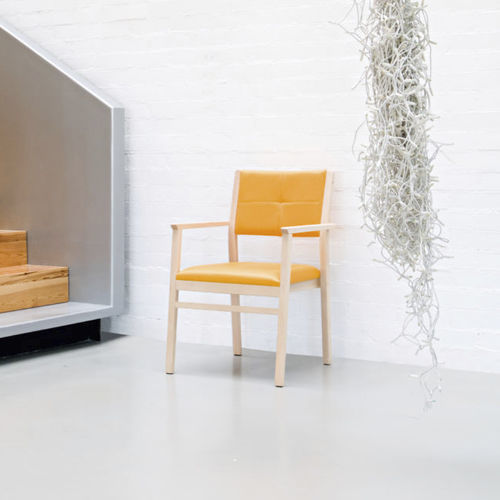 Sedia contemporanea - JESS - Seniorcare - da interno / in tessuto / con supporto in faggio