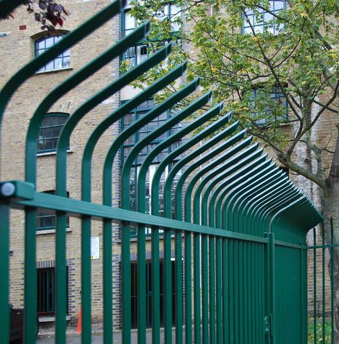 Rete elettrosaldata in acciaio - BARBICAN DEFENDER® XTREME - Jacksons Fencing