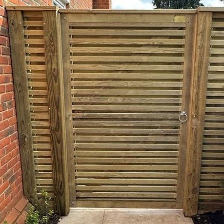 Cancello battente - VENETIAN HIT AND MISS - Jacksons Fencing - destro / in legno / con telaio