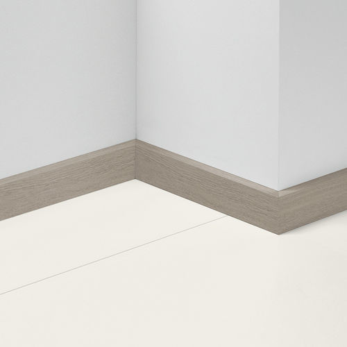 Battiscopa marrone - OAK D151  - PARADOR - in legno / con modanature / per circuito elettrico