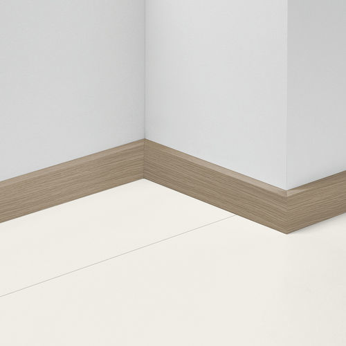 Battiscopa marrone - OAK D148  - PARADOR - in legno / con modanature / per circuito elettrico