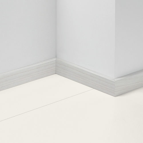 Battiscopa bianco - OAK D146 - PARADOR - in legno / con modanature / per circuito elettrico