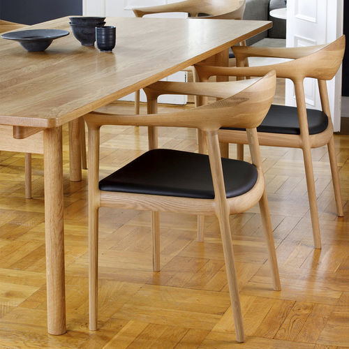 Sedia design scandinavo - Bridge  - BERNSTORFFSMINDE - da interno / in pelle / con supporto in quercia
