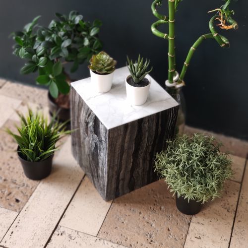 Piedistallo contemporaneo - SILVER - PASIFIK GRANIT - in marmo / su misura