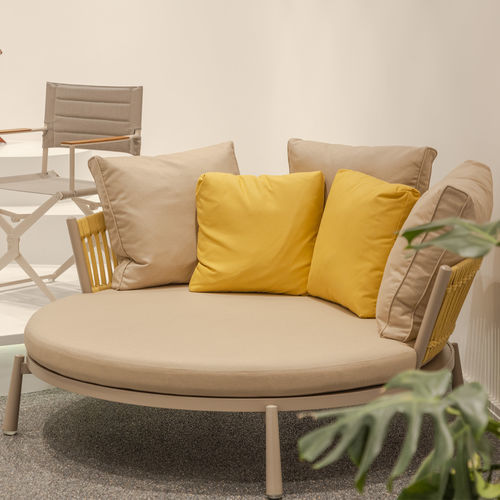 Dormeuse design - TURTLE - Yaaz - in Sunbrella® / in alluminio / con supporto in alluminio