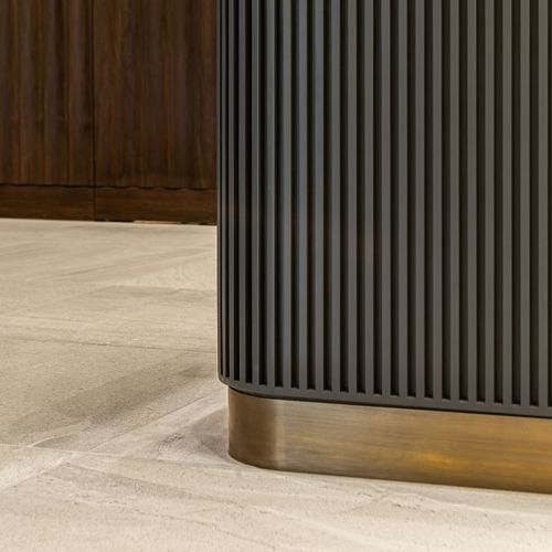 Battiscopa nero - Specialist Joinery Group - dorato / in alluminio / in acciaio inossidabile