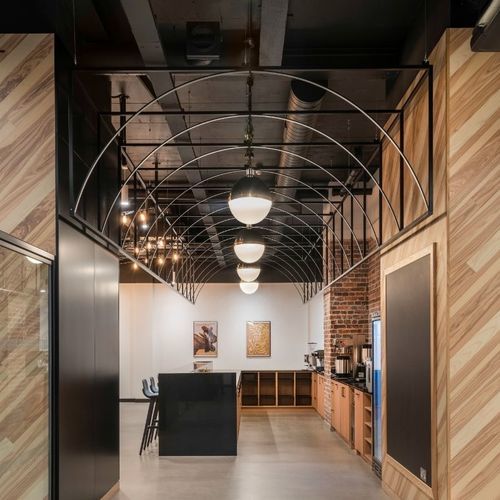 Portale in metallo - Specialist Joinery Group
