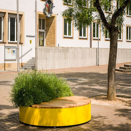Panca per spazi pubblici contemporanea - ABGEKÜHLT - CITY DECKS - in legno / senza schienale / senza braccioli